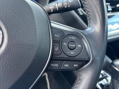 Toyota Corolla 1.8 125H ACTIVE TECH E-CVT