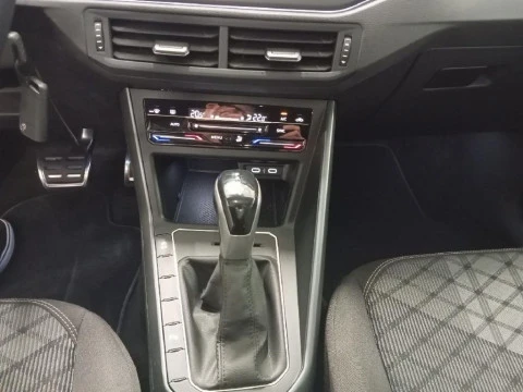 Volkswagen Polo 1.0 TSI 85KW DSG R-LINE 116 5P