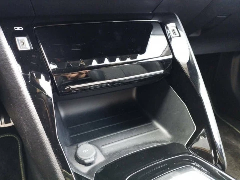 Peugeot 2008 GT BlueHDI 130 S&S EAT8