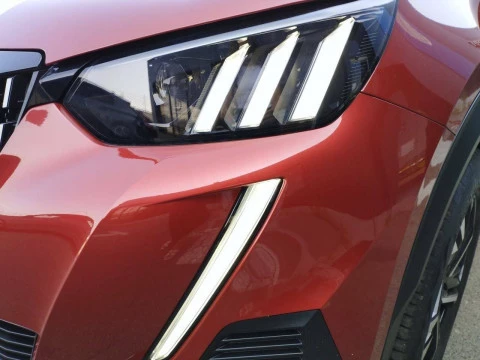 Peugeot 2008 GT BlueHDI 130 S&S EAT8