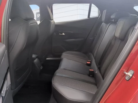 Peugeot 2008 GT BlueHDI 130 S&S EAT8