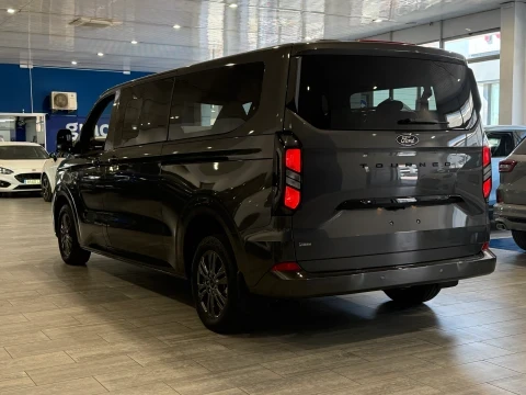 Ford Tourneo Custom 2.5 Duratec PHEV 171kW L1 Titanium eCVT