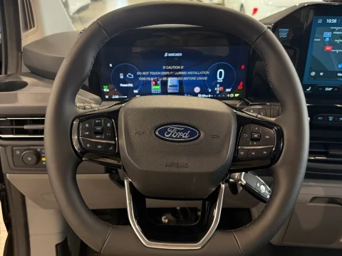 Ford Tourneo Custom 2.5 Duratec PHEV 171kW L1 Titanium eCVT