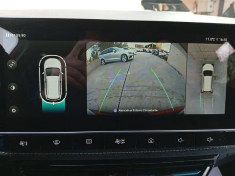 MG5 Std Range Luxury