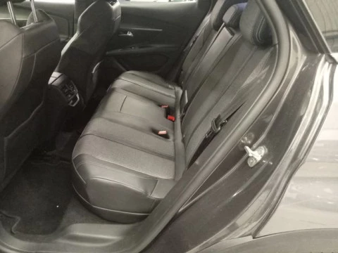 Peugeot 3008 Hybrid 225 e-EAT8 Allure