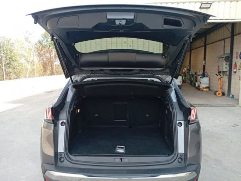 Peugeot 3008 Hybrid 225 e-EAT8 Allure