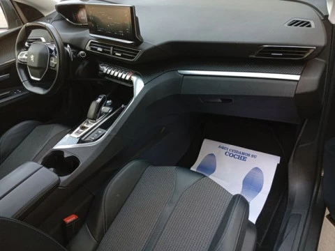 Peugeot 3008 Hybrid 225 e-EAT8 Allure