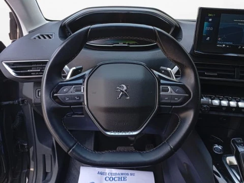 Peugeot 3008 Hybrid 225 e-EAT8 Allure