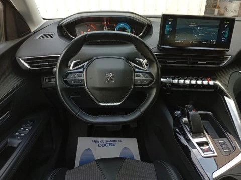 Peugeot 3008 Hybrid 225 e-EAT8 Allure