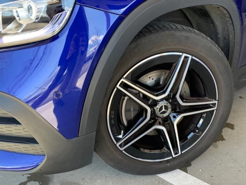 Mercedes-Benz GLB  200 d