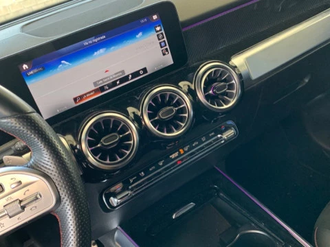 Mercedes-Benz GLB  200 d