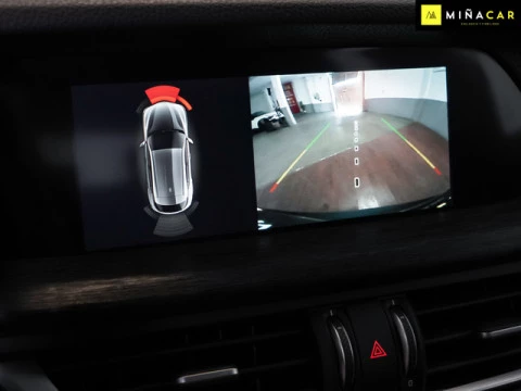 Alfa Romeo Stelvio 2.2 Diesel Sprint RWD 118 kW (160 CV)