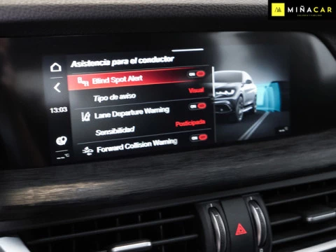 Alfa Romeo Stelvio 2.2 Diesel Sprint RWD 118 kW (160 CV)