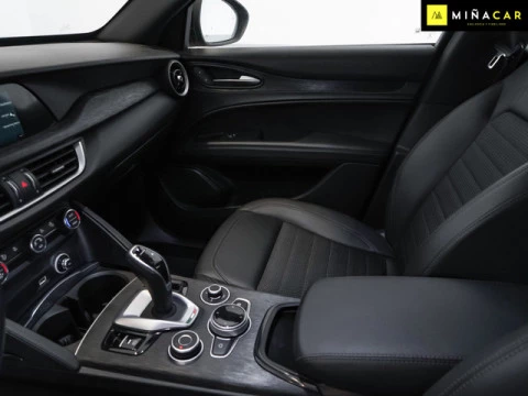 Alfa Romeo Stelvio 2.2 Diesel Sprint RWD 118 kW (160 CV)