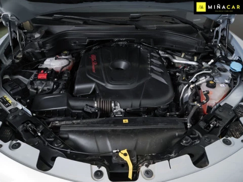 Alfa Romeo Stelvio 2.2 Diesel Sprint RWD 118 kW (160 CV)