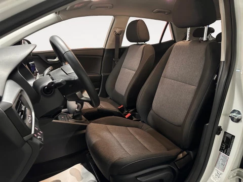 Kia Stonic 1.0 T-GDi 74kW (100CV) MHEV MT Concept