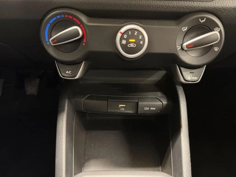 Kia Stonic 1.0 T-GDi 74kW (100CV) MHEV MT Concept