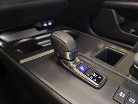 Lexus UX 2.0 300h UX Plus