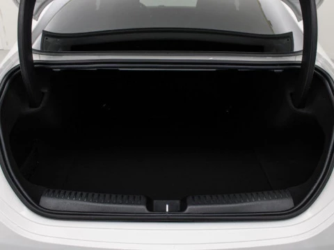 Mercedes-Benz CLA 1.5 CLA 220 MHEV DCT 190 4P