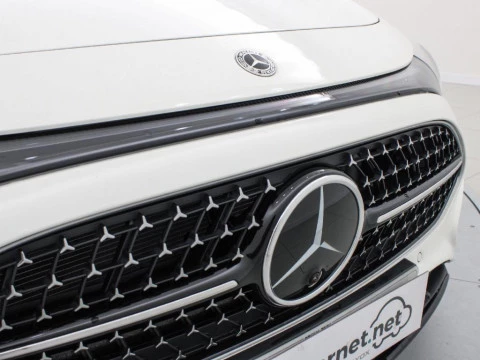 Mercedes-Benz CLA 1.5 CLA 220 MHEV DCT 190 4P