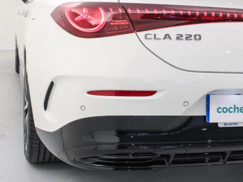 Mercedes-Benz CLA 1.5 CLA 220 MHEV DCT 190 4P