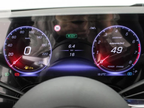 Mercedes-Benz CLA 1.5 CLA 220 MHEV DCT 190 4P