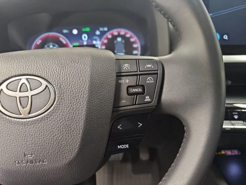 Toyota C-HR Advance Hybrid 140