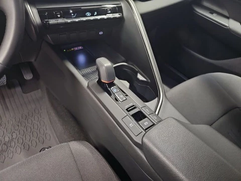 Toyota C-HR Advance Hybrid 140