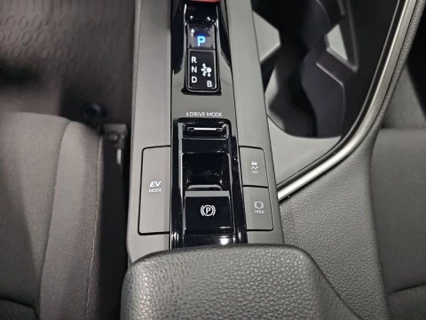 Toyota C-HR Advance Hybrid 140