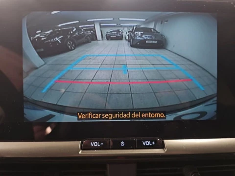 Toyota C-HR Advance Hybrid 140