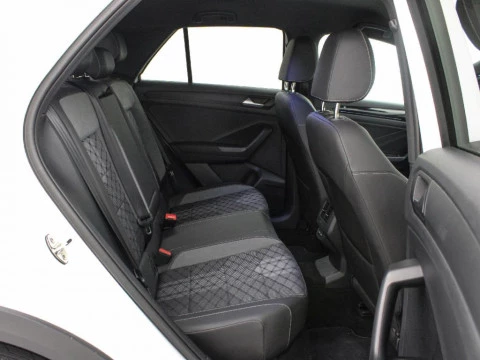 Volkswagen T-Roc R LINE 1.5 TSI 110 KW(150 CV) AUTOMATICO DSG 7 VEL.