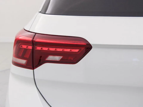 Volkswagen T-Roc R LINE 1.5 TSI 110 KW(150 CV) AUTOMATICO DSG 7 VEL.