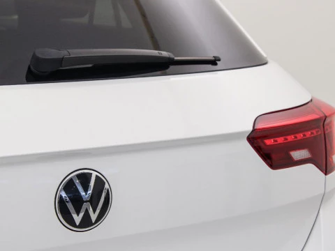 Volkswagen T-Roc R LINE 1.5 TSI 110 KW(150 CV) AUTOMATICO DSG 7 VEL.