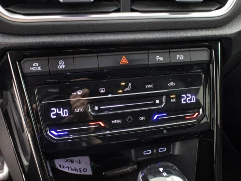 Volkswagen T-Roc R LINE 1.5 TSI 110 KW(150 CV) AUTOMATICO DSG 7 VEL.