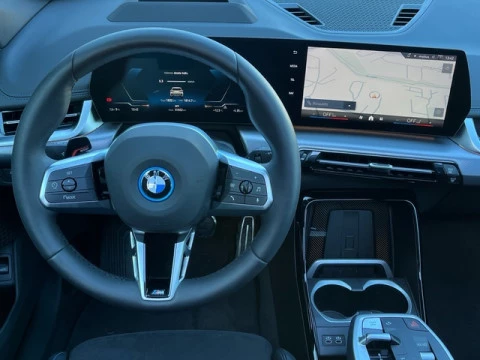 BMW iX1 eDrive20 150 kW (204 CV)