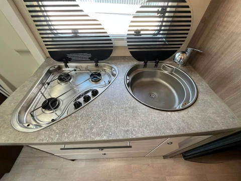 CHALLENGER BIRTHDAY C286