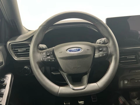 Ford Focus 1.0 Ecoboost MHEV 92kW ST-Line X