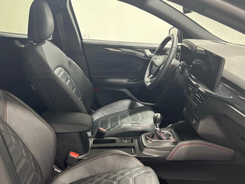 Ford Focus 1.0 Ecoboost MHEV 92kW ST-Line X