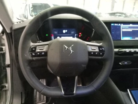 DS 4 BlueHDi 96kW auto. Étoile Alcantara@