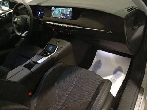DS 4 BlueHDi 96kW auto. Étoile Alcantara@