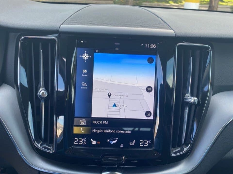 Volvo XC60 2.0 D4 MOMENTUM AUTO 4WD 5P