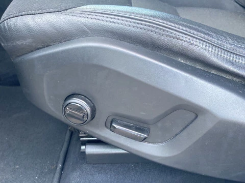 Volvo XC60 2.0 D4 MOMENTUM AUTO 4WD 5P