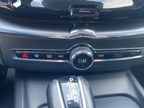 Volvo XC60 2.0 D4 MOMENTUM AUTO 4WD 5P