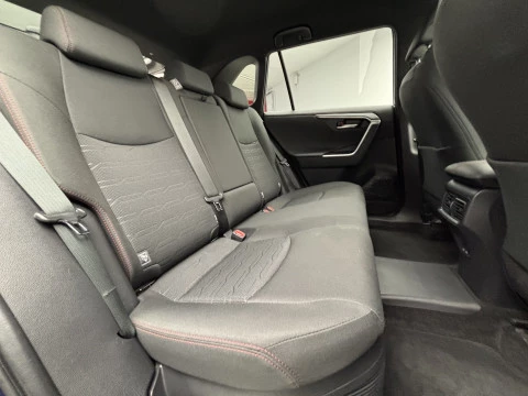 Toyota Rav4 2.5l PLUG-IN 300PH (e-CVT) Advance