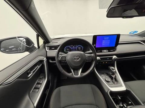 Toyota Rav4 2.5l PLUG-IN 300PH (e-CVT) Advance