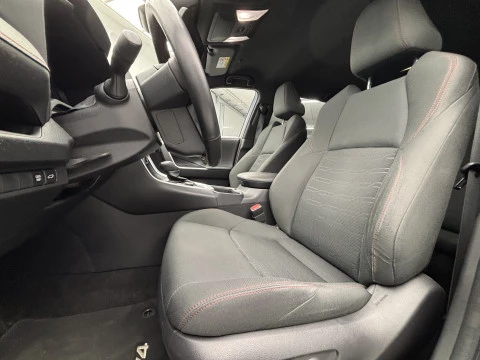 Toyota Rav4 2.5l PLUG-IN 300PH (e-CVT) Advance