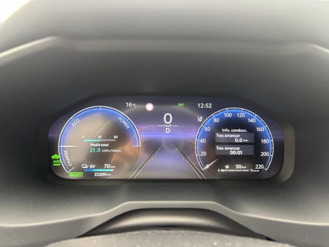 Toyota Rav4 2.5l PLUG-IN 300PH (e-CVT) Advance