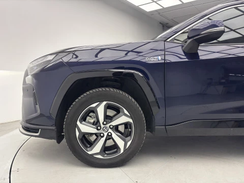 Toyota Rav4 2.5l PLUG-IN 300PH (e-CVT) Advance