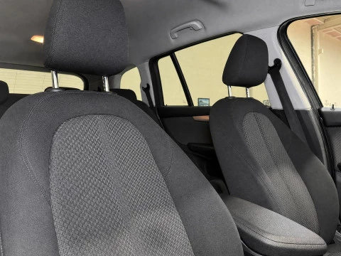 BMW Serie 2 Gran Tourer 216d Business
