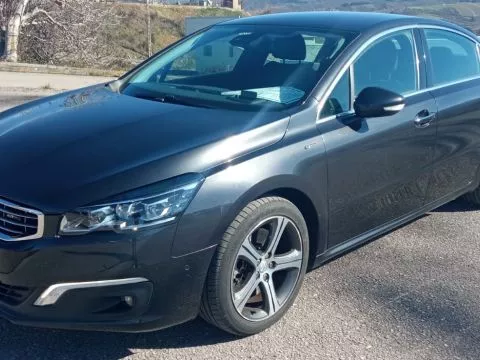 Peugeot 508 GT 2.0 BlueHDi 180 Autom. Peugeot 508 GT 2.0 BlueHDi 180 Autom.